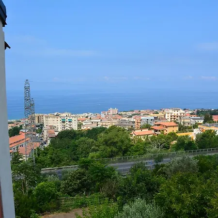 La Casa Rossa Bed and breakfast