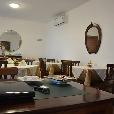 La Casa Rossa