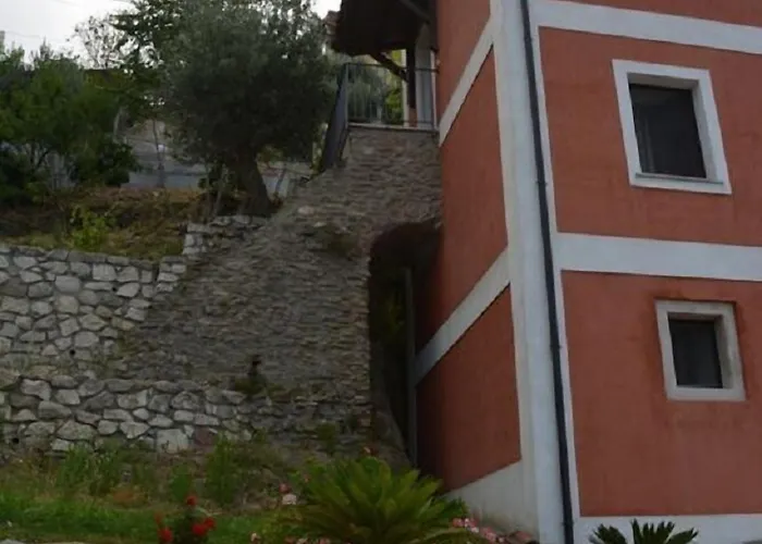 La Casa Rossa 3* Paola