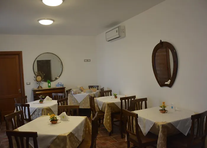 La Casa Rossa Nocleg ze śniadaniem Paola