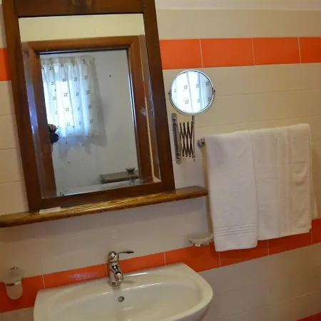 La Casa Rossa 3*
