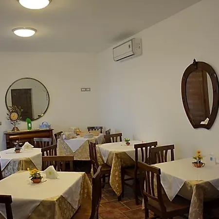 La Casa Rossa