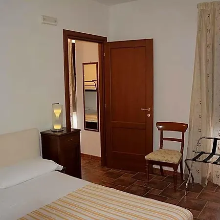 La Casa Rossa Panzió 3*