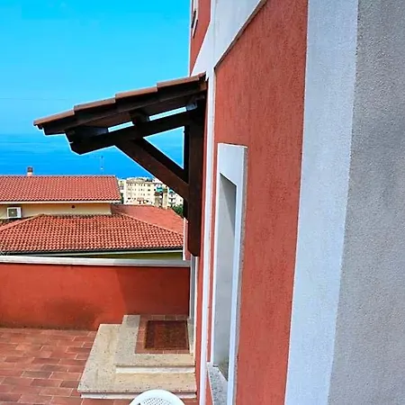 La Casa Rossa Panzió 3*
