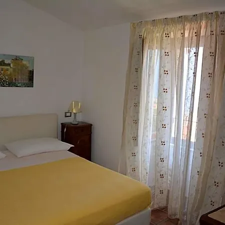 La Casa Rossa Panzió Paola
