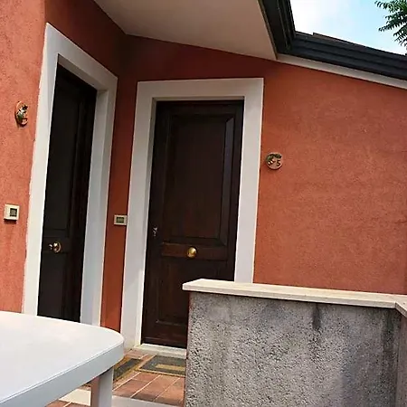 Panzió La Casa Rossa Paola